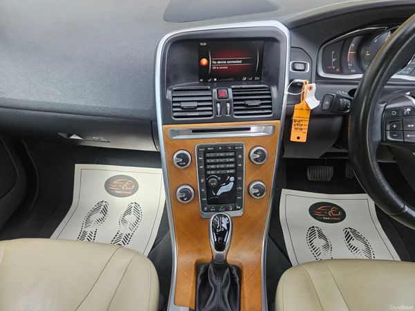 VOLVO XC60 INSCRIPTION MODEL 389883475