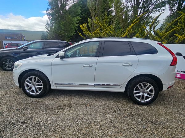 VOLVO XC60 INSCRIPTION MODEL 389883437