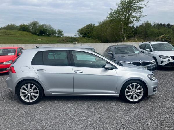 Volkswagen Golf Highline 389887181