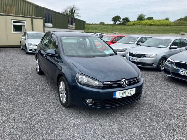 Volkswagen Golf 2011 389888213