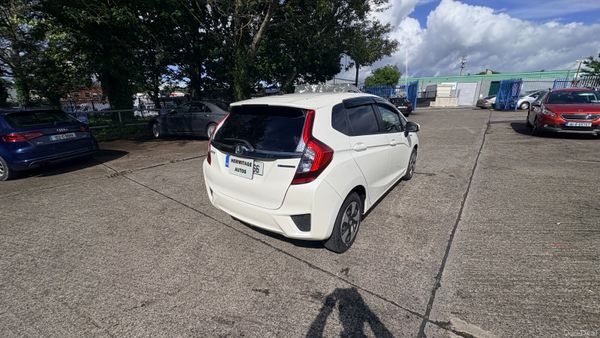 Honda Fit 1.5 Hybrid Petrol 2016 389813743