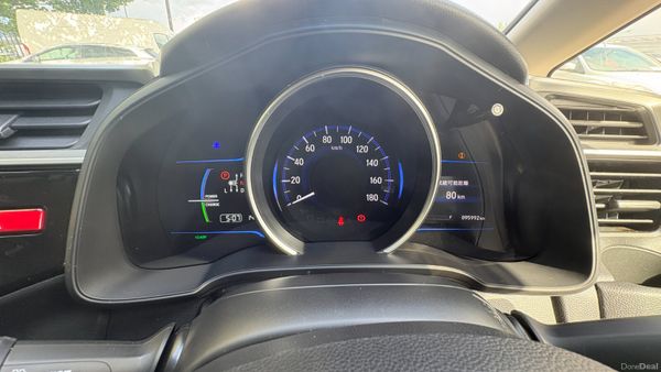 Honda Fit 1.5 Hybrid Petrol 2016 389813737