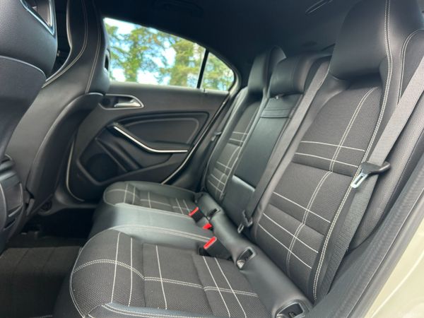 Mercedes A180 1.6 Auto | 71,000km | 389817447