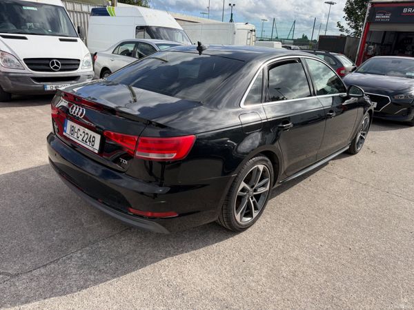 Audi A4 2018 389821625