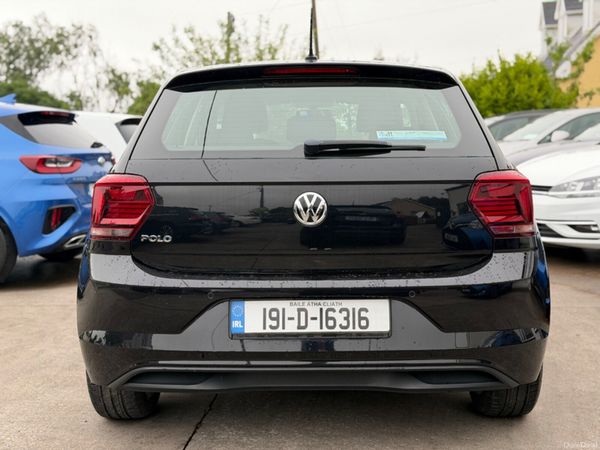 Volkswagen Polo High Spec 389942199