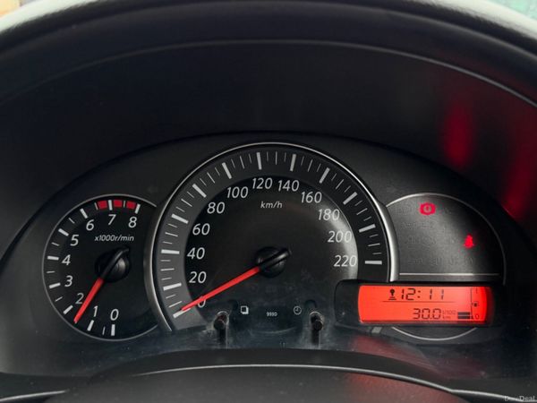 Nissan Micra HIGH SPEC 389942245