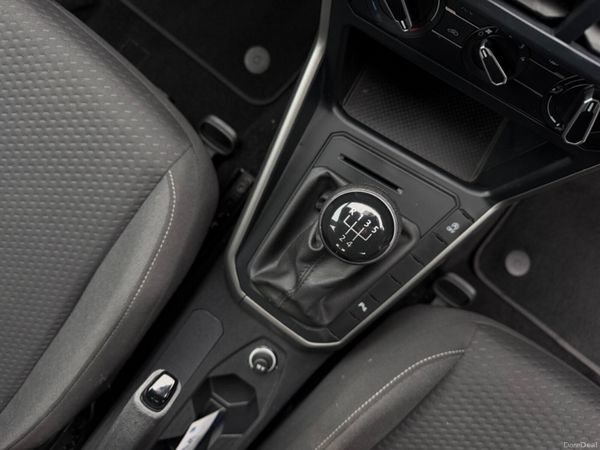 Volkswagen Polo High Spec 389942207