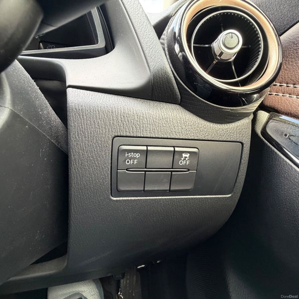 MAZDA DEMIO LEATHER EDITION 389953457