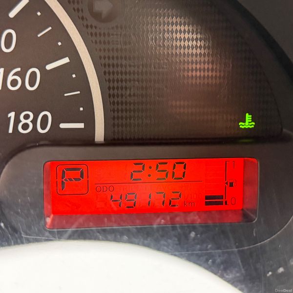 Nissan March 2017 389955633