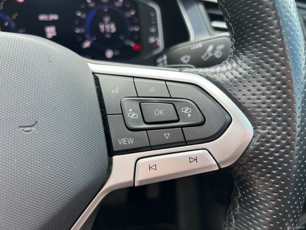 2021 (212) Volkswagen Passat GTE Advance 1.4 PHEV 389973159