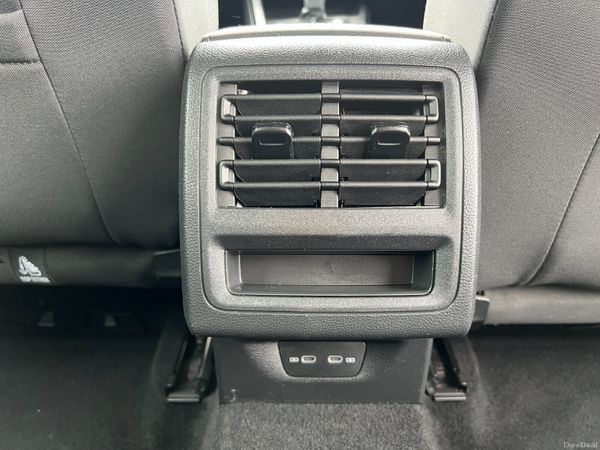 2022 Volkswagen Golf Life 2.0 TDI 389973343