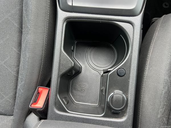 2022 Volkswagen Golf Life 2.0 TDI 389973353