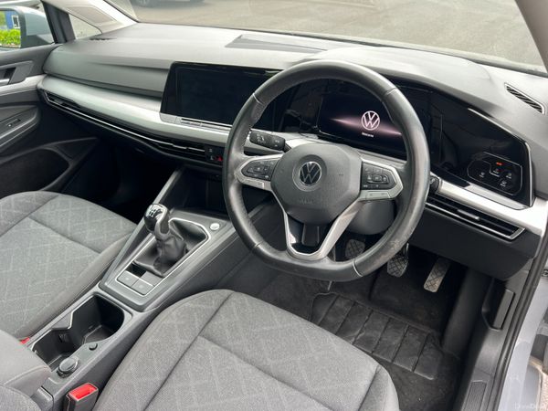 2022 Volkswagen Golf Life 2.0 TDI 389973335