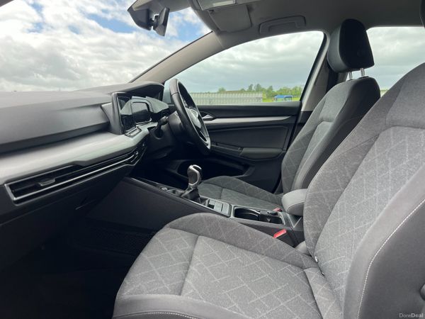 2022 Volkswagen Golf Life 2.0 TDI 389973339