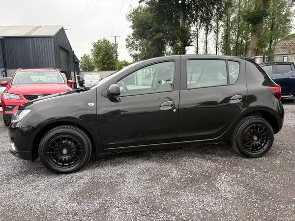 Dacia Sandero 389983413