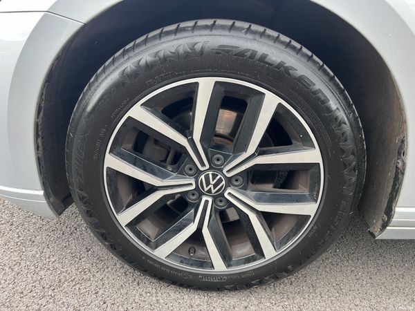 2020 (202) Volkswagen Passat SEL 2.0 TDI Automatic 389986481