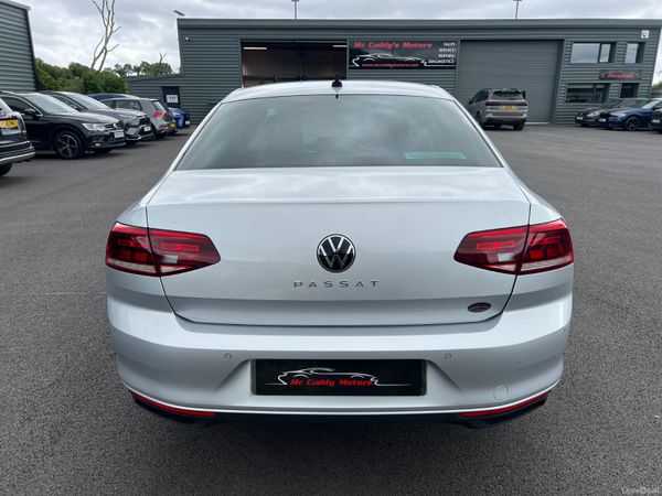 2020 (202) Volkswagen Passat SEL 2.0 TDI Automatic 389986485