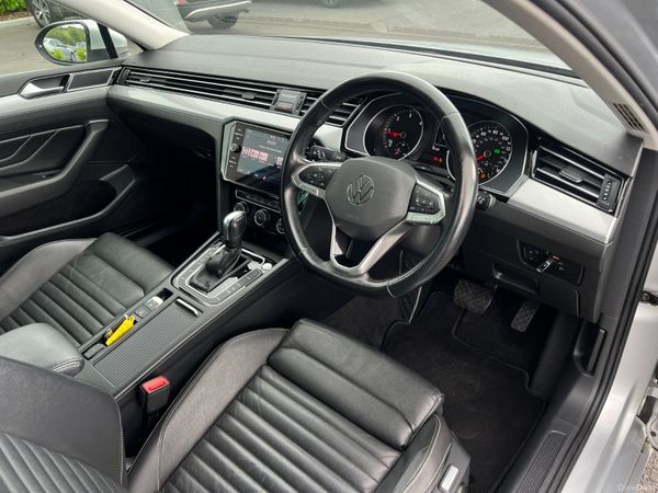 2020 (202) Volkswagen Passat SEL 2.0 TDI Automatic 389986491