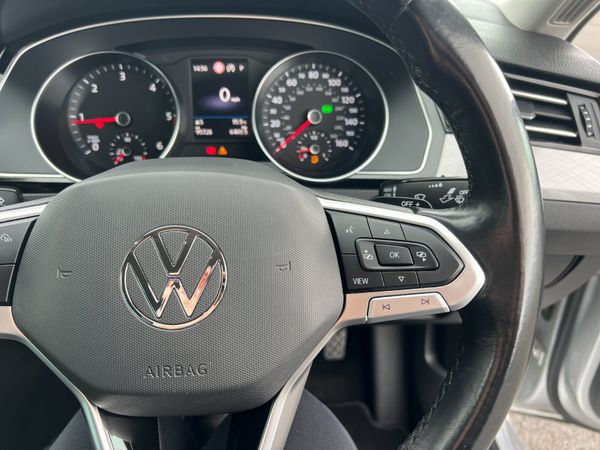 2020 (202) Volkswagen Passat SEL 2.0 TDI Automatic 389986497