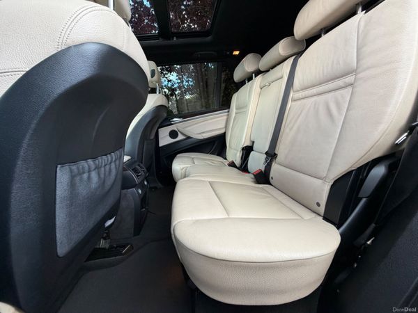 BMW X5 M Sport 7 Seat Pan Roof 389918257