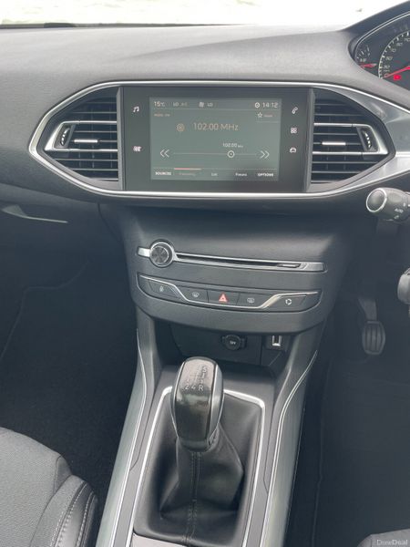 182 Peugeot 308.. Huge Spec.. NCT 07/28.. Warranty 389931023