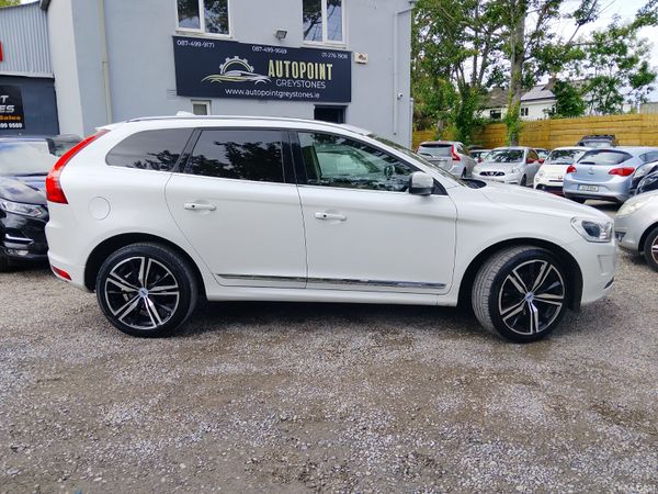 XC60 // PANORAMIC ROOF // AUTO 389939785