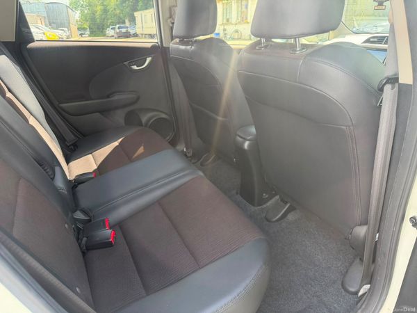 13 HONDA FIT HYBRID LEATHER 390056685