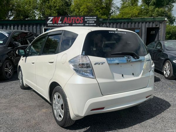 13 HONDA FIT HYBRID LEATHER 390056691