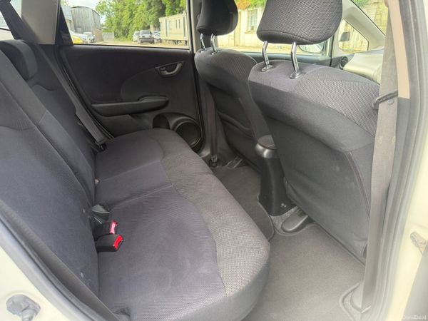 12 HONDA FIT HYBRID 1.3 390056931
