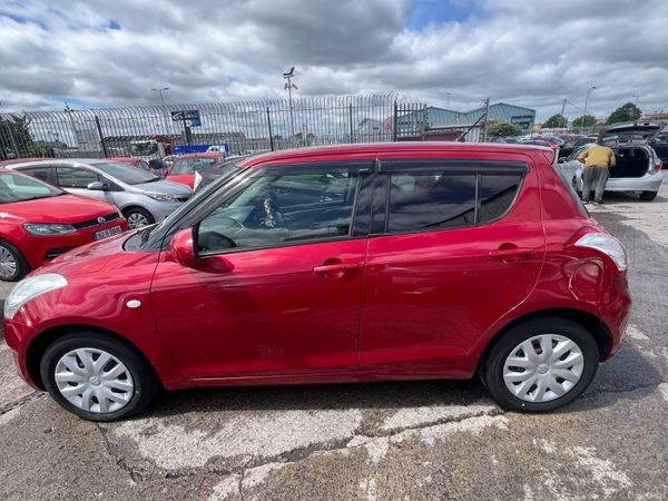 2013 Suzuki Swift, 4 of 14