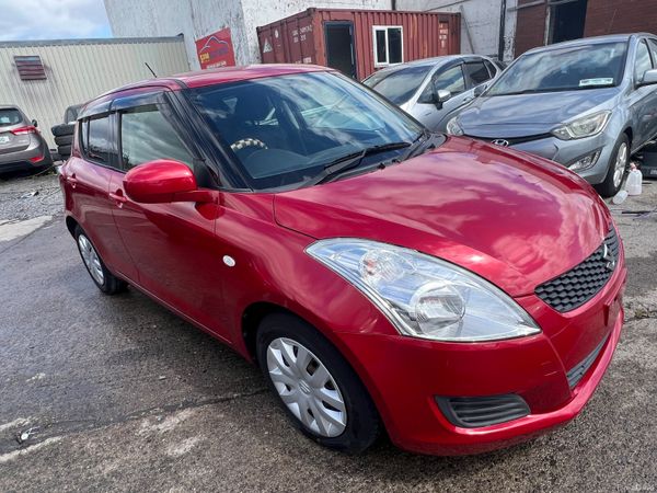 2013 Suzuki Swift, 2 of 14