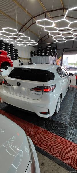 2016 Lexus CT200- lowest milage in market 390065343