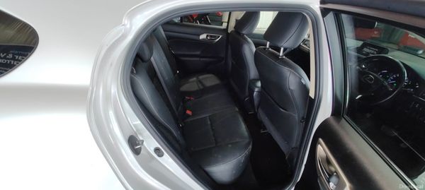 2016 Lexus CT200- lowest milage in market 390065331