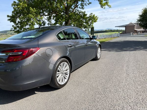 Opel Insignia 2015 SE 2.0 CDTI Low Mileage 390079797