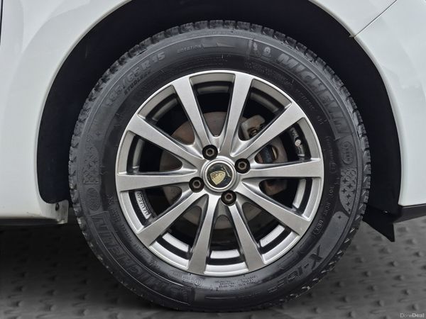 2017 RENAULT CLIO LUTICIA 1.2 AUTOMATIC 390012667