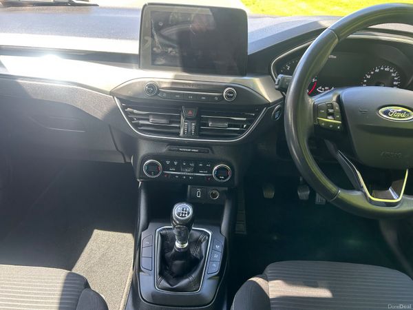 Ford Focus 2019(NCT 09/28 TAX 02/27) 390017491