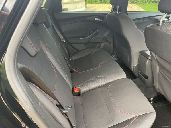 Ford Focus 2017 ST Line Diesel 390019571