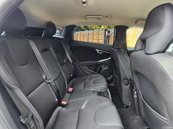 VOLVO V40 D4 2.0 DIESEL D4 AUTO NEW NCT 390022013