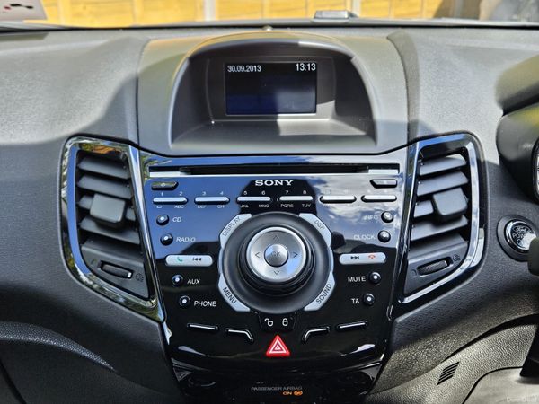 2014 Ford Fiesta  1.0 Petrol Auto 390024281