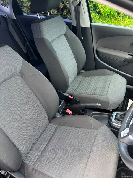 VOLKSWAGEN POLO 2013 AUTOMATIC 390025477
