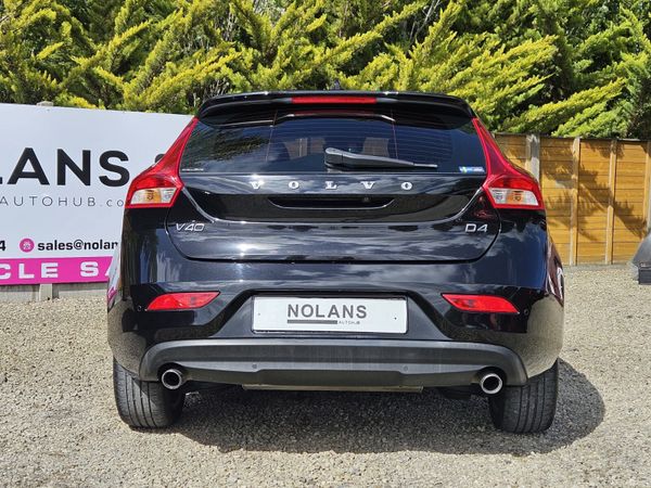 VOLVO V40 D4 AUTO DIESEL NEW NCT 390027255