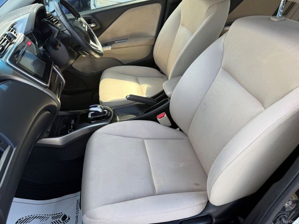 2015 Honda Grace 1.5 Petrol Hybrid Automatic 390166561