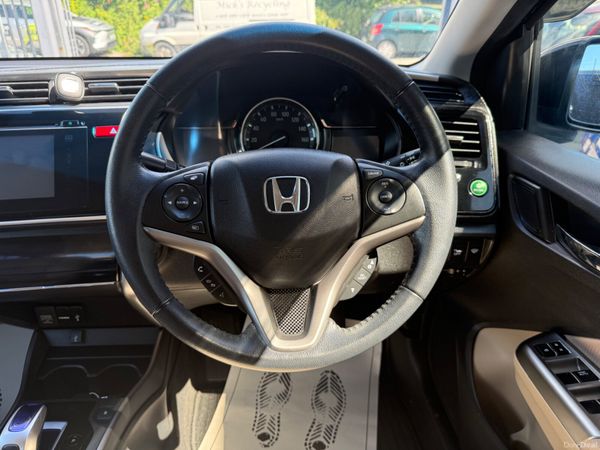 2015 Honda Grace 1.5 Petrol Hybrid Automatic 390166565