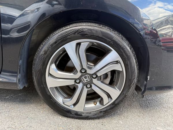 2015 Honda Grace 1.5 Petrol Hybrid Automatic 390166567