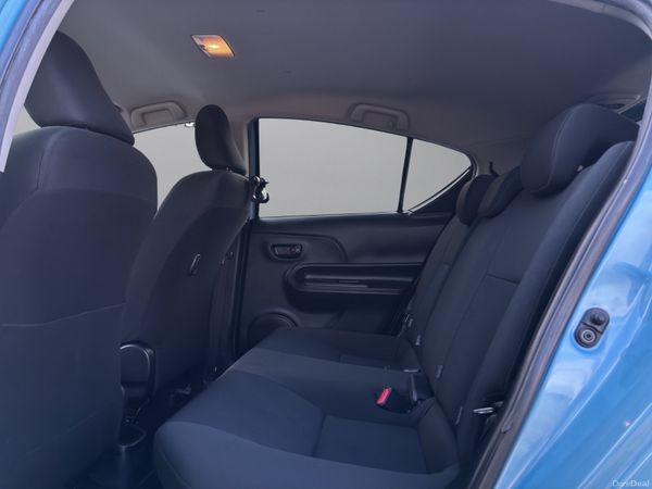 2017 TOYOTA AQUA PETROL HYBRID (S56) 390178723