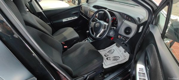 152 Toyota Yaris/ Vitz 1.3 Petrol Automatic 390198585