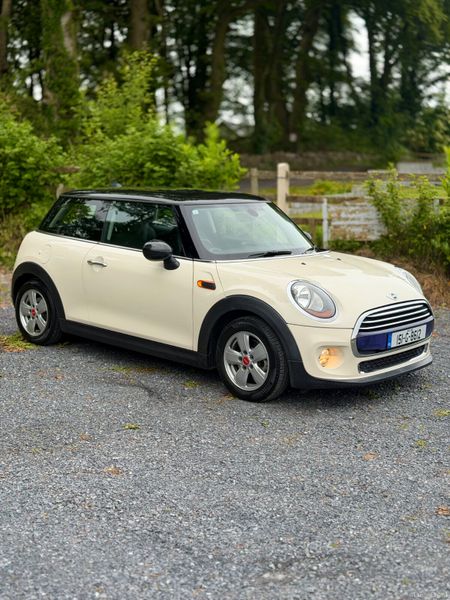 2015 Mini Cooper Auto | 81,000 KM | AUTO 390109777