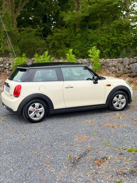 2015 Mini Cooper Auto | 81,000 KM | AUTO 390109785