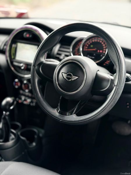 2015 Mini Cooper Auto | 81,000 KM | AUTO 390109795