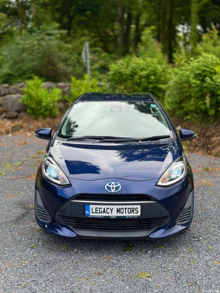 2018 Toyota Aqua Hybrid | ONLY 25,000 KM | AUTO 390110241